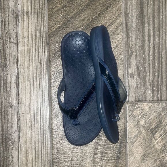 Vionic Navy Blue Sandals - Picture 1 of 3